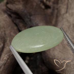 9,17 ctw natürlicher Olivgrün Jadeit, Oval, Lichtdurchlässig