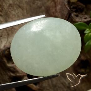 9,17 ctw natürlicher Olivgrün Jadeit, Oval, Lichtdurchlässig