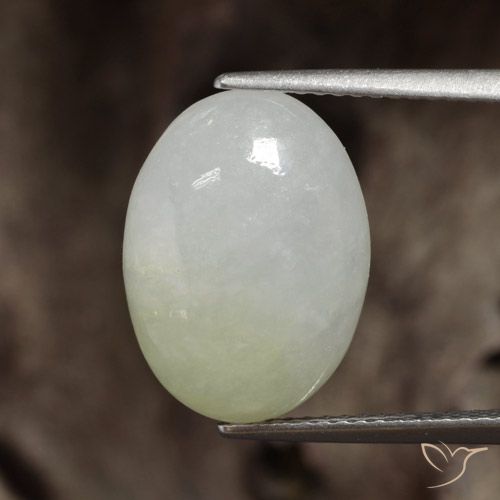 9,17 ctw natürlicher Warmes Hellgrün Jadeit, Oval, Lichtdurchlässig