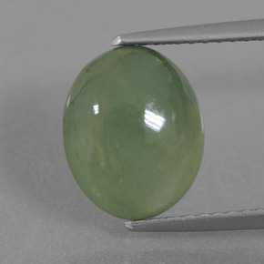 3,85 ctw natürlicher grüner Jadeit, Oval Schliff, Lichtdurchlässig