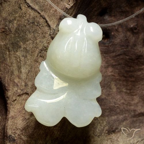 33.53ct Natürlicher grünlich-weiß Jadeit, Fantasie, Lichtdurchlässig