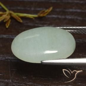 9,17 ctw natürlicher Mittelgrün Jadeit, Oval, Lichtdurchlässig