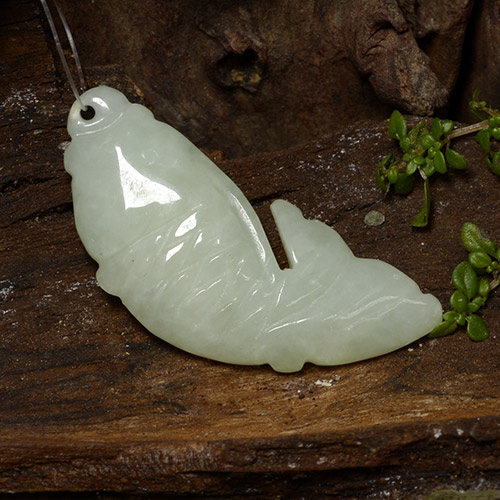 9,17 ctw natürlicher Mittelgrün Jadeit, Ausgefallene Form, Lichtdurchlässig