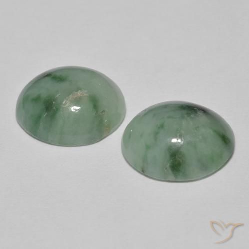 8.87 ct natürliche Blasses Waldgrün Jadeit-Edelsteine, Oval, Lichtundurchlässig
