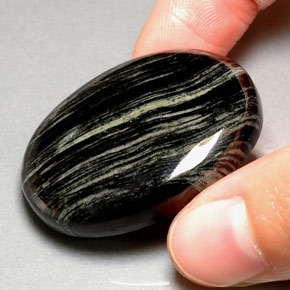 90,32 ctw natürlicher mehrfarbiger Jaspis, Oval Schliff, Lichtundurchlässig