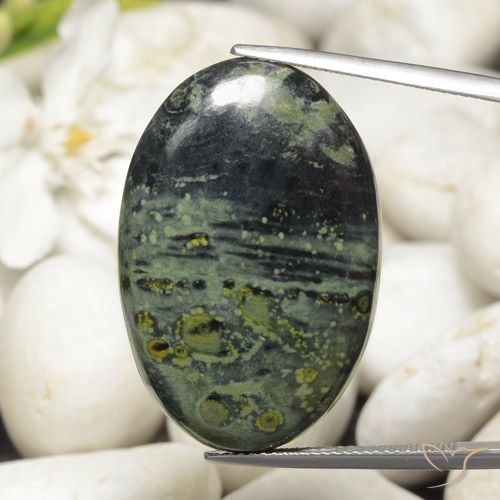 32.54ct Natürlicher Mehrfarbig Jaspis, Oval, Lichtundurchlässig
