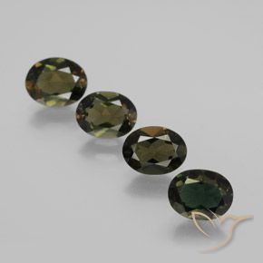 3.59 ct natürliche dunkelgrün Kornerupin-Edelsteine, Oval, VVS-VS