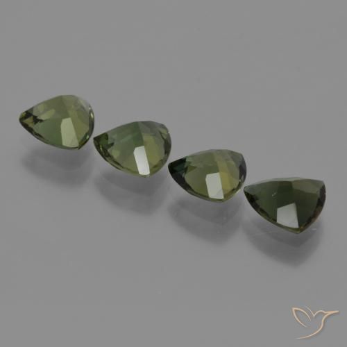 2.47 ct natürliche tiefgrün Kornerupin-Edelsteine, Trillion, VVS-VS