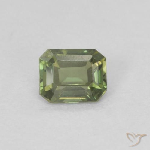 0.22ct Natürlicher Tiefes Erdgrün Kornerupin, Smaragdschliff, VVS-VS