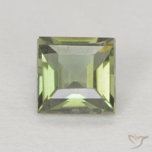 0.20ct Natürlicher Warmes Waldgrün Kornerupin, Quadrat, VVS