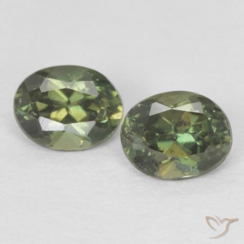 0.36 ct natürliche Warmes Waldgrün Kornerupin-Edelsteine, Oval, VS
