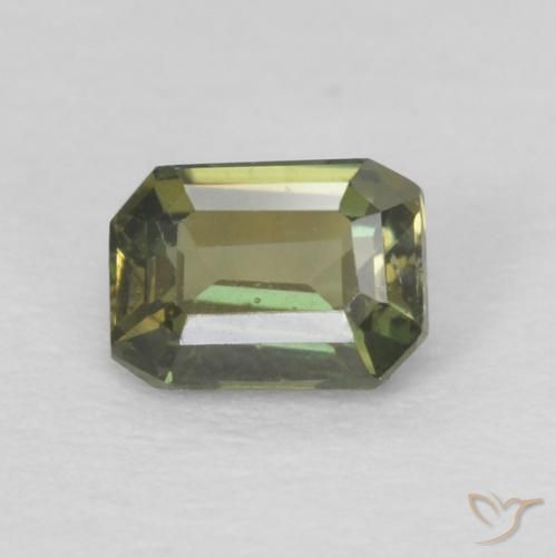 0.26ct Natürlicher Erde Grün Kornerupin, Smaragdschliff, VS