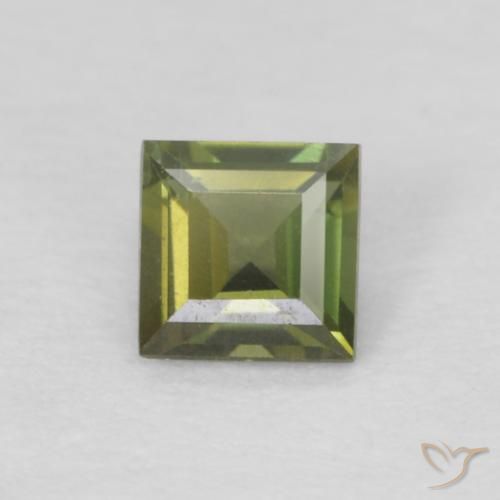 0.18ct Natürlicher tiefgrün Kornerupin, Quadrat, VS
