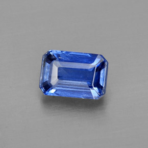 0,77 ctw natürlicher blauer Disthen, Smaragdschliff, VS