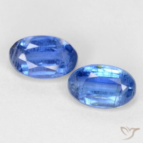 0.73ctw Natürlicher tiefblau Kyanit, Oval, SI-I1