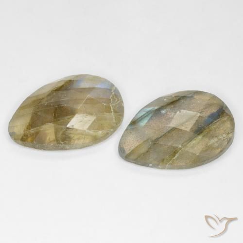 13.52 ct natürliche Mehrfarbig Labradorit-Edelsteine, Birnenform, Lichtdurchlässig