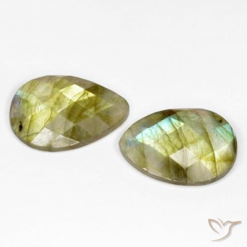 12.66 ct natürliche Mehrfarbig Labradorit-Edelsteine, Birnenform, Lichtdurchlässig