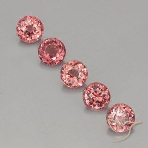 4.03ctw Natürlicher rose-rosa Malaya-Granat, Runden, VS