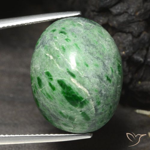 29.35ct Natürlicher Mittelgrün Mawsitsit, Oval, Lichtundurchlässig