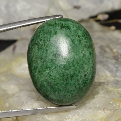 42.08ct Natürlicher tiefgrün Mawsitsit, Oval, Lichtundurchlässig