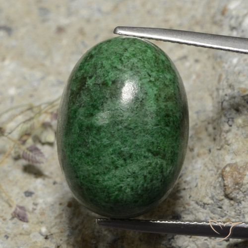 28.65ct Natürlicher dunkelgrün Mawsitsit, Oval, Lichtundurchlässig