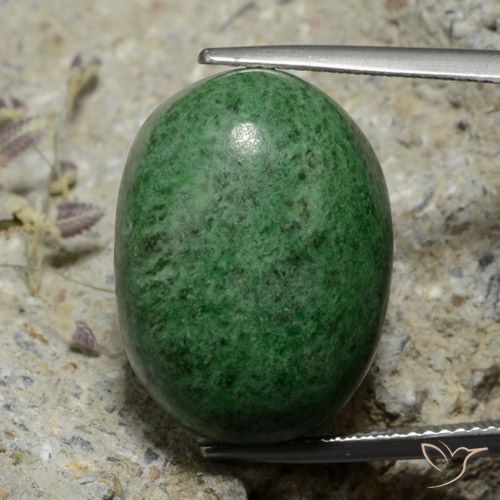 30.58ct Natürlicher Kieferngrün Mawsitsit, Oval, Lichtundurchlässig