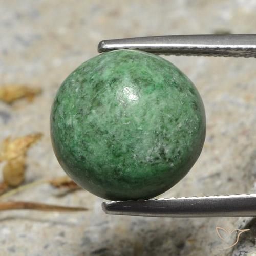 9.30ct Natürlicher Blasses Kieferngrün Mawsitsit, Runden, Lichtundurchlässig