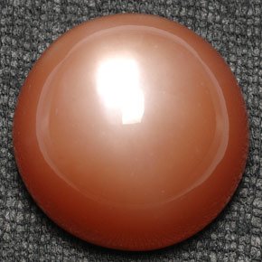 52,80 ctw natürlicher orangefarbener Mondstein, Rundschliff, Lichtundurchlässig
