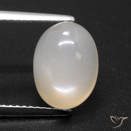 3.71ct Natürlicher Nicht-gerade weiss Mondstein, Oval, Lichtdurchlässig