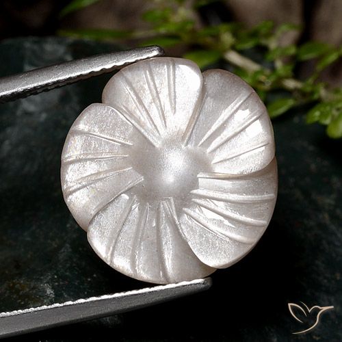 9.33ct Natürlicher Hellbraun Mondstein, Blumen-Schliff, Lichtdurchlässig