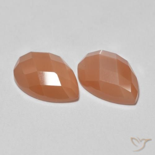 2.08 ct natürliche bräunlicher Pfirsich Mondstein-Edelsteine, Birnenform, Transparent