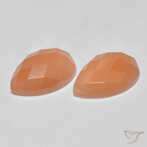 2.07ctw Natürlicher Mittelorange Mondstein, Birnenform, Transparent