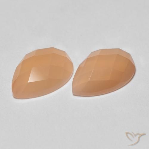 2.13ctw Natürlicher Medium Light-Orange Mondstein, Birnenform, Transparent
