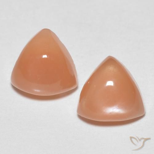 1.62ctw Natürlicher Mittelorange Mondstein, Trillion, Lichtdurchlässig