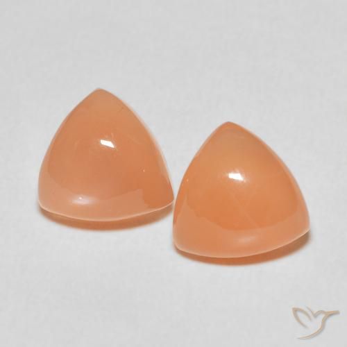 3.93ctw Natürlicher Medium Light-Orange Mondstein, Trillion, Lichtdurchlässig