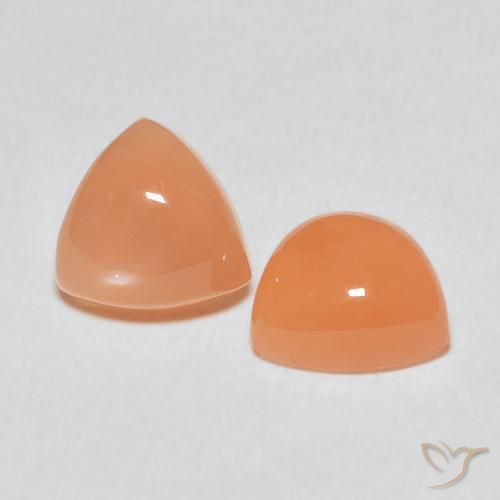 3.93 ct natürliche Medium Light-Orange Mondstein-Edelsteine, Trillion, Lichtdurchlässig