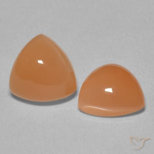 3.80 ct natürliche rötlich-orange Mondstein-Edelsteine, Trillion, Lichtdurchlässig