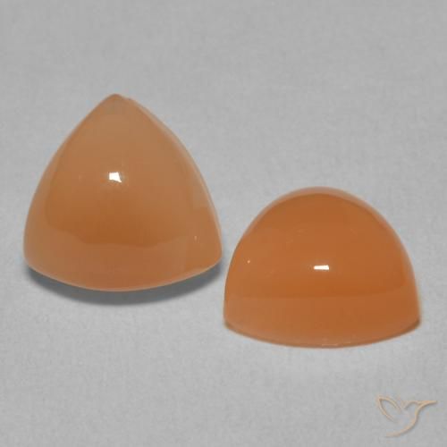 3.92 ct natürliche Pfirsich-orange Mondstein-Edelsteine, Trillion, Lichtdurchlässig