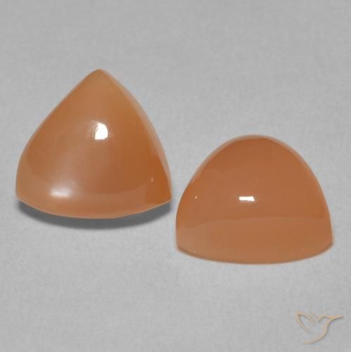 3.86 ct natürliche Helles rötliches Orange Mondstein-Edelsteine, Trillion, Lichtdurchlässig