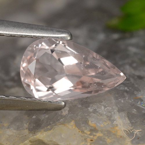 0.77ct Natürlicher Flamingorosa Morganit, Birnenform, VVS-VS