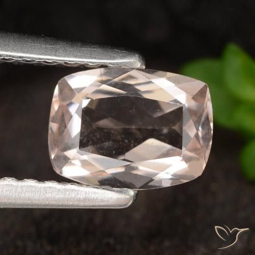 0.71ct Natürlicher Mittel-Hellrosa Morganit, Kissen, VVS-VS