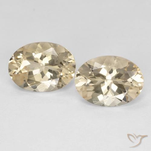 2.33ctw Natürlicher hellgolden Morganit, Oval, VVS-VS