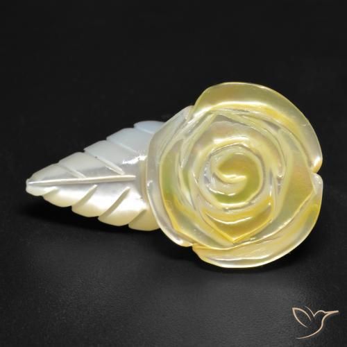 20.91ct Natürlicher hellgelb Perlmutt, Blumen-Schliff, Lichtundurchlässig