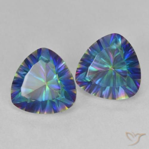 3.66 ct natürliche Mehrfarbig Mystischer Quarz-Edelsteine, Trillion, VS