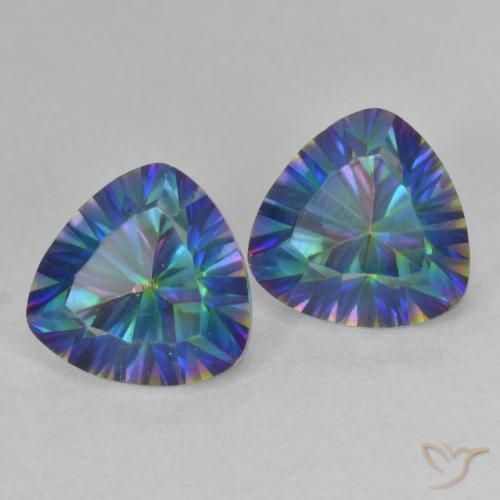 3.67 ct natürliche Mehrfarbig Mystischer Quarz-Edelsteine, Trillion, VS