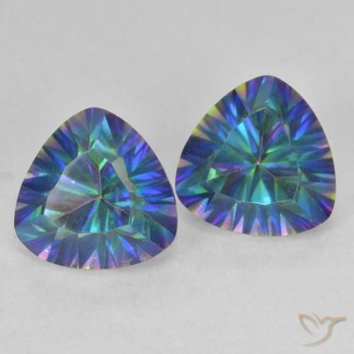 3.78 ct natürliche Mehrfarbig Mystischer Quarz-Edelsteine, Trillion, VVS-VS
