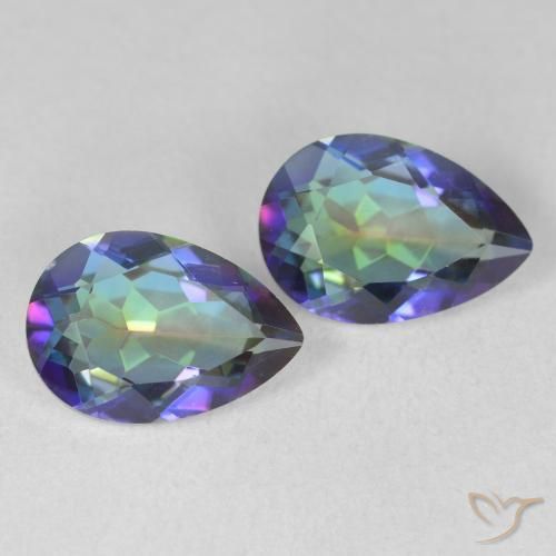 3.37 ct natürliche Mehrfarbig Mystischer Quarz-Edelsteine, Birnenform, VS