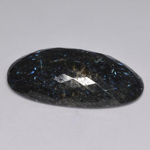 9,17 ctw natürlicher Schwarz mit blauem Glanz Nuummite, Oval Schliff, Lichtundurchlässig