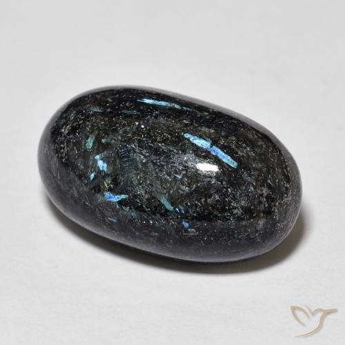 15.01ct Natürlicher Schwarz mit blauem Glanz Nuummit, Oval, Lichtundurchlässig