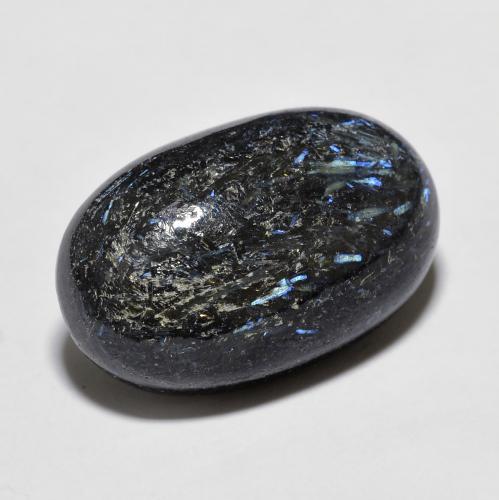 11,98 ctw natürlicher schwarzer Nuummit, Oval Schliff, Lichtundurchlässig